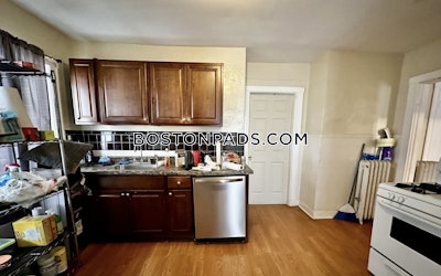 Brighton 5 Beds 2 Baths Boston - $4,200