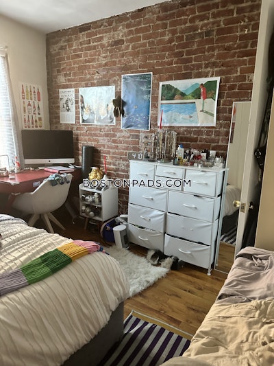 Mission Hill 3 Beds 1 Bath Boston - $4,500