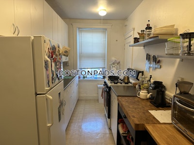 Brookline 1 Bed 1 Bath  North Brookline - $2,600