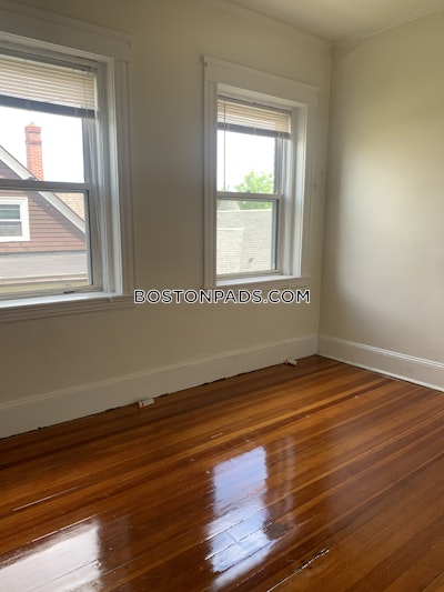 Somerville 1 Bed 1 Bath SOMERVILLE  Winter Hill - $2,250