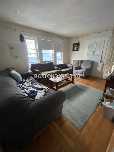 Somerville 6 Bed 1 Bath SOMERVILLE  Tufts - $6,375