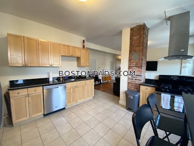 Mission Hill Great Location 3 Beds 1 Bath Boston - $4,800