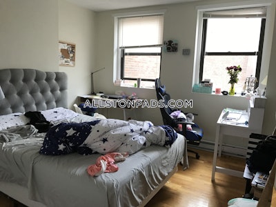 Allston 3 Bed 1 Bath BOSTON Boston - $3,400