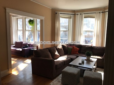 Brookline 3 Beds 1.5 Baths  Boston University - $5,950