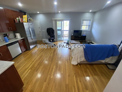 East Boston Apartment for rent 2 Bedrooms 1 Bath Boston - $2,400