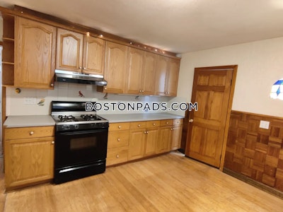 Brookline Apartment for rent 3 Bedrooms 1 Bath  Chestnut Hill - $2,900